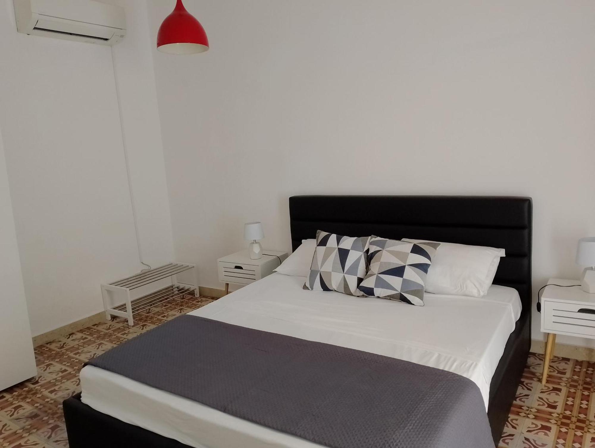 Amira Apartments Trapani Eksteriør billede